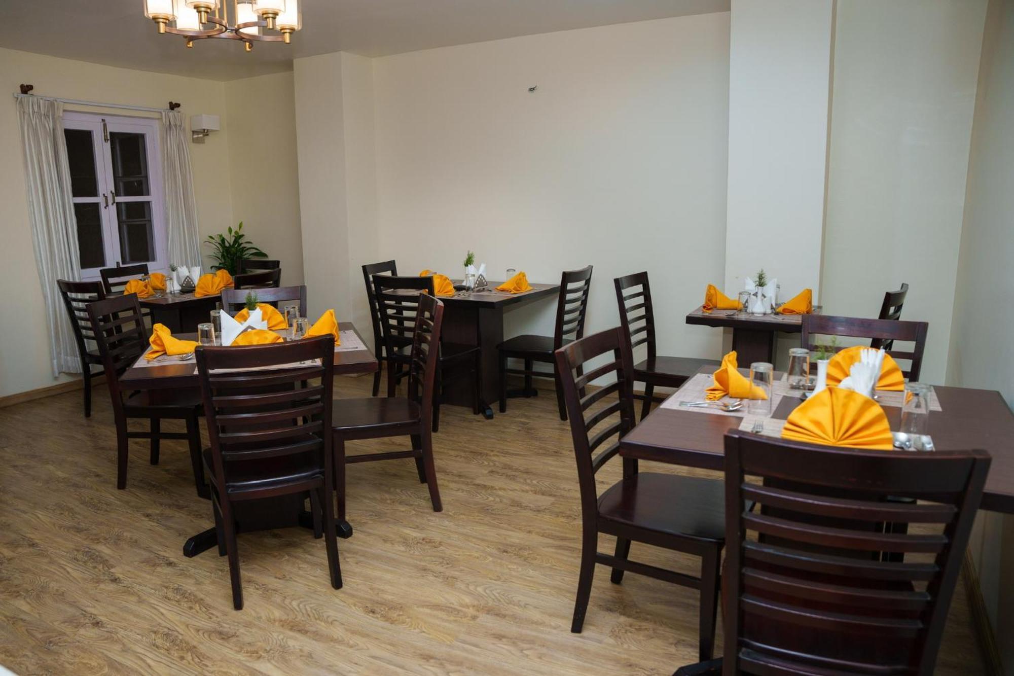 The Luxe Inn Boutique Hotel กาฐมาณฑุ ภายนอก รูปภาพ